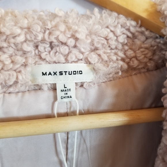 MAX STUDIO Sherpa Jacket - Picture 4 of 9